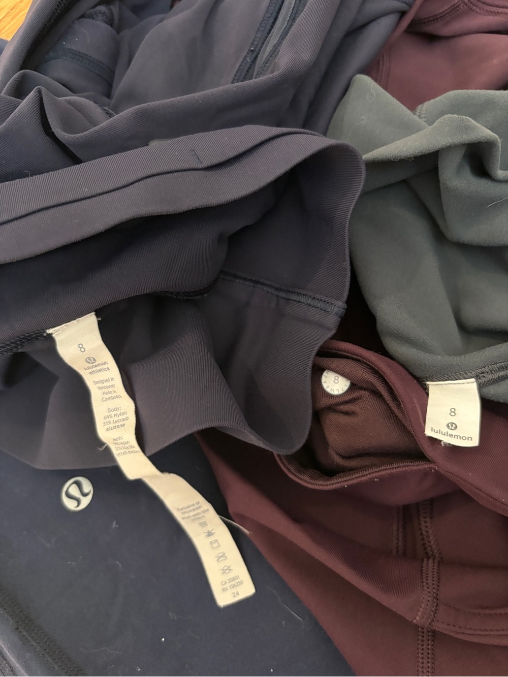 Lululemon Active Leggings - Navy, Burgundy, Forest Green - Picture 6 of 6